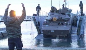 Exercices Orion: début d'un débarquement amphibie à Sète