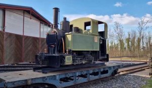 Une locomotive à vapeur prêtée au P'tit Train de la Haute Somme par le musée Malartre de Lyon
