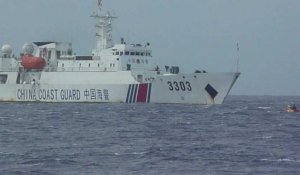 Images de navires des garde-côtes chinois dans la mer de Chine méridionale contestée