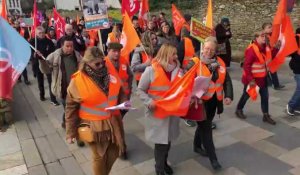 VIDÉO. Réforme des retraites : la manifestation se fait en chanson à Carhaix