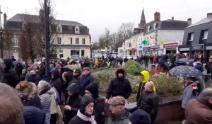 "800 à 1000 manifestants" contre la réforme des retraites à Friville-Escarbotin