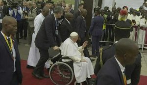 RDC: le pape François arrive à Kinshasa