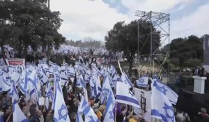Les leaders de l'opposition israélienne s'adressent aux milliers de manifestants à Jérusalem