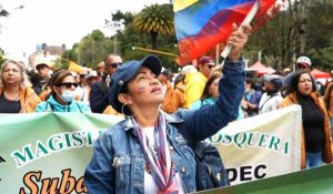 Les Colombiens défilent pour soutenir les réformes du président de gauche