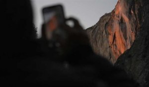 Californie: une spectaculaire "cascade de feu" éblouit le parc de Yosemite