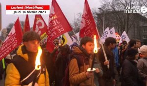 VIDÉO. À Lorient, ils prennent leur retraite aux flambeaux contre la réforme