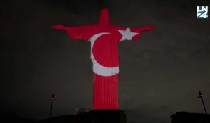 Le Christ de Rio illuminé des drapeaux turc et syrien en hommage aux victimes des séismes