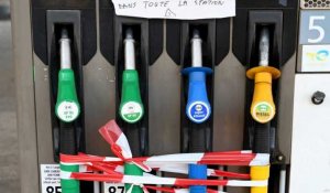 France : les automobilistes excédés par une pénurie de carburant