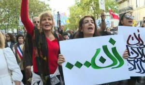 A Paris, des milliers de personnes en soutien aux femmes iraniennes: images