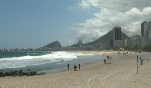 Images de la plage de Copacabana pendant la présidentielle