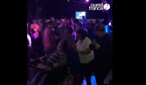 VIDÉO. À Pontivy, 150 personnes en situation de handicap dansent en discothèque