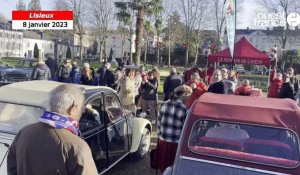 VIDÉO. Le Rencard de Lisieux rend hommage à Dom, amoureux des 2CV disparu en décembre