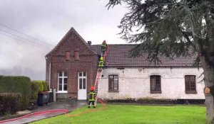 Cléty : un incendie détruit le toit d'une maison