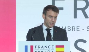 Retraites: Macron espère que les manifestations se feront "sans débordements ni violences"
