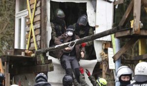 Lützerath : la police allemande poursuit l'évacuation de militants écologistes