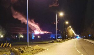 Incendie à Grand-Couronne sur le site Bolloré Logistics, lundi 16 janvier 2023