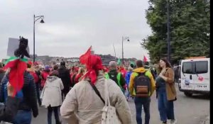 Le cortège de la manifestation des enseignants à Namur