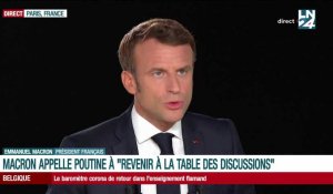 Macron appelle Poutine à "revenir à la tale des discussions"