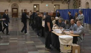 Législatives au Danemark: les premiers électeurs se rendent aux urnes