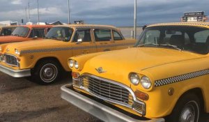 Calais : des taxis jaunes en balade