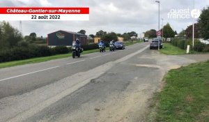 Le cortège d'Emmanuel Macron a quitté Château-Gontier-sur-Mayenne