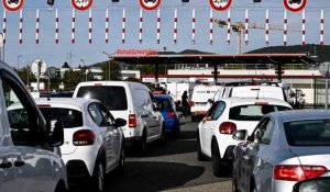Pénuries de carburant en France : grève reconduite, réunion d'urgence à Matignon