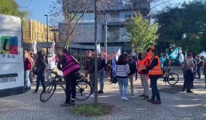 Manifestation du corps enseignant devant le rectorat de Lille