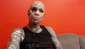 Charleville-Mézières: on a rencontré FreakyHoody, le "prof le plus tatoué du monde"