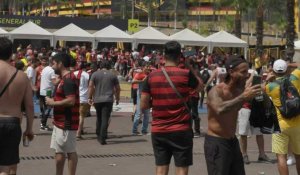 Libertadores : les supporters devant le stade Monumental de Guayaquil avant la finale