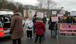 Les parents d'élèves ont manifesté à Saint-Gobain contre la fermeture de classe
