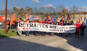 VIDEO. Réforme des retraites : 850 personnes ont manifesté dans les rues de Fontenay-le-Comte