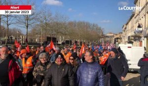 VIDÉO. Manifestation contre la réforme des retraites. Un peu moins de monde à Niort mais de la mobilisation quand même