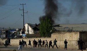Attentat-suicide et fusillade dans le centre de Kaboul
