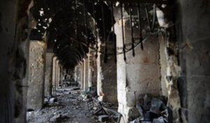 Victime des combats, le minaret de la Grande mosquée d'Alep s'effrondre