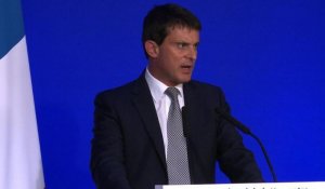 Valls lance un "plan national" contre le fléau des cambriolages