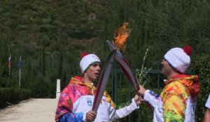 Olympie: La flamme des JO d'hiver de Sotchi allumée