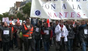 Alcatel: au moins un millier de personnes manifestent à Paris