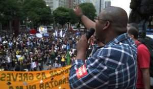 A Rio, les manifestations des professeurs prennent de l'ampleur
