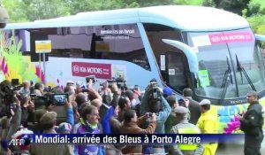 Les Bleus accueillis par Najat Vallaud-Belkacem à Porto Alegre