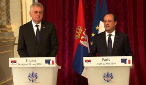 Balkans: Hollande favorable à une "conférence des donateurs"