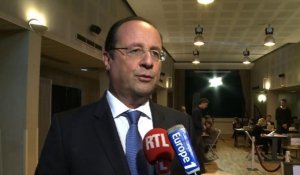 Fusillade de Bruxelles: Hollande parle d'acte "antisémite"