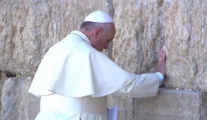 Le pape aux musulmans et juifs: "Travaillons ensemble pour la pa