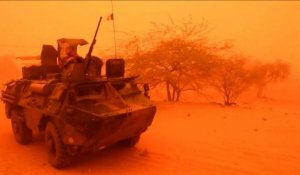 Les soldats maliens découvrent le Nord, sous escorte française