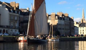 La parade des bateaux traditionnels à Redon