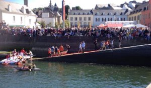 Les bateaux en carton prennent la mer