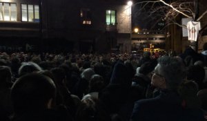 1500 personnes derrière Charlie Hebdo