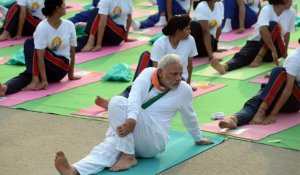 Quand Narendra Modi prend la pose pour le yoga