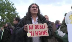 Sit-in pacifiste en hommage à Rémi Fraisse à Paris