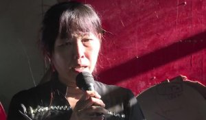 L'épouse du reporter birman tué prend sa défense