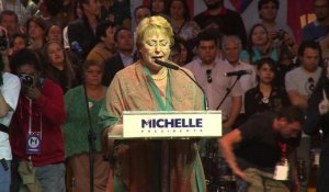 Chili: Bachelet clôture sa campagne